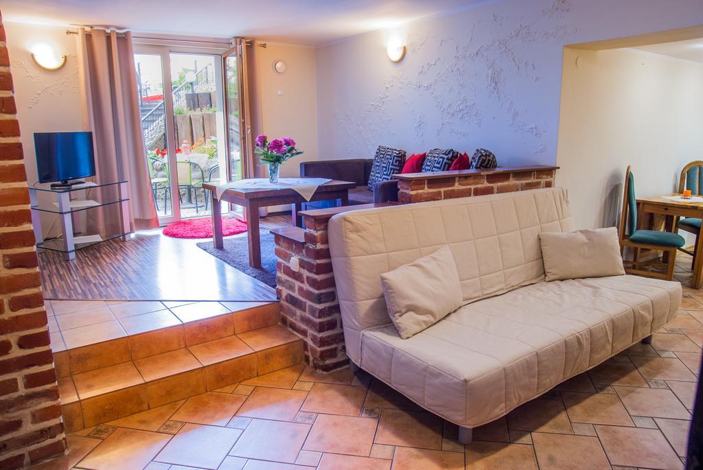 Pod Wzgorzem Bed & Breakfast Frombork Dış mekan fotoğraf