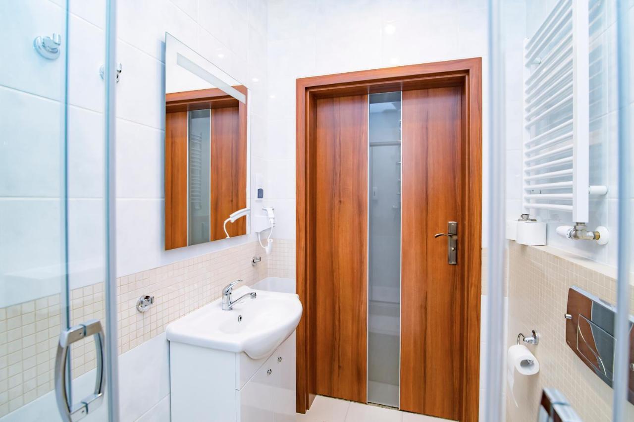 Pod Wzgorzem Bed & Breakfast Frombork Dış mekan fotoğraf